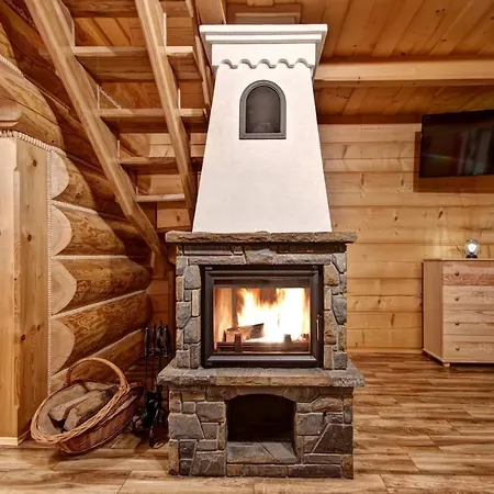 Drewniany Luxury Dabrowa 자코파네