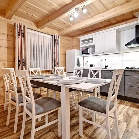 펜션 Drewniany Luxury Dabrowa *