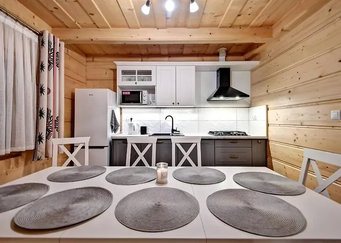 Drewniany Luxury Dabrowa בית נופש זקופאנה