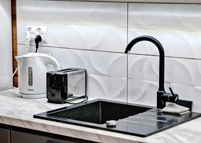 Drewniany Luxury Dabrowa בית נופש *